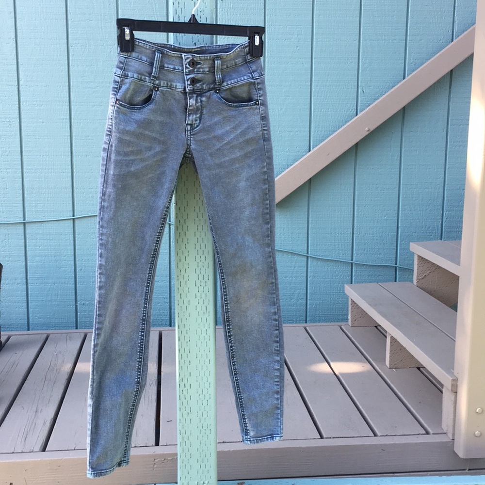 Bullhead Jean skinniest high rise